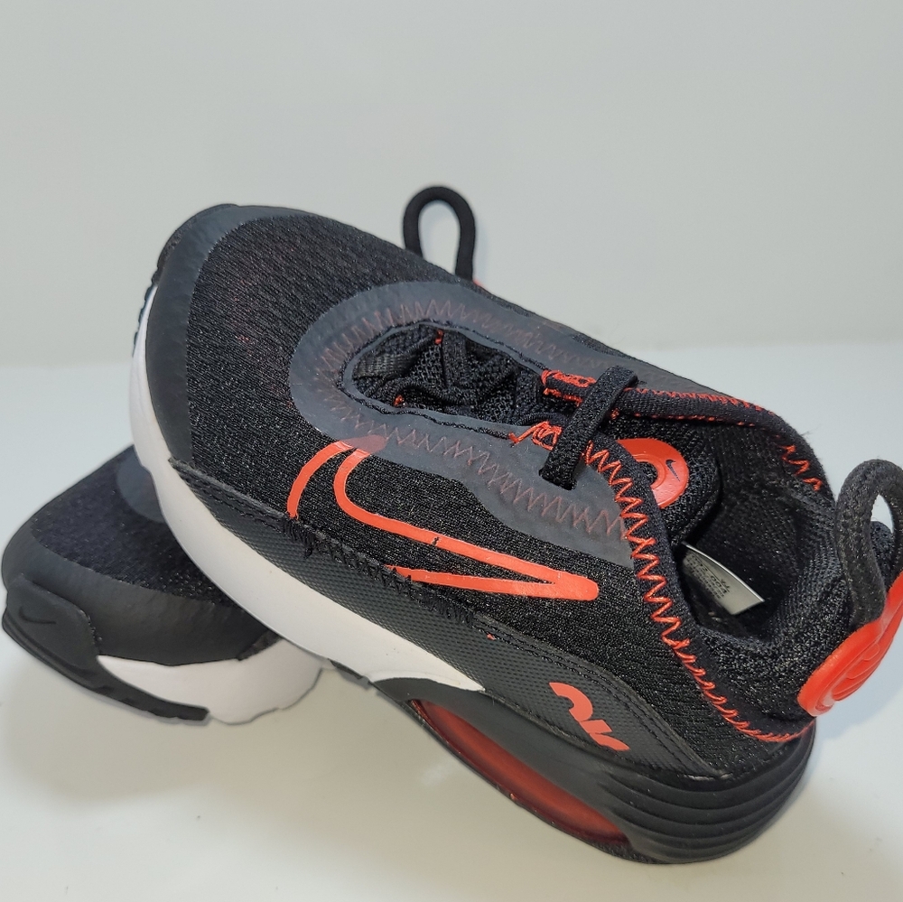 Toddler Nike Air Max's Size 5c (18mos)